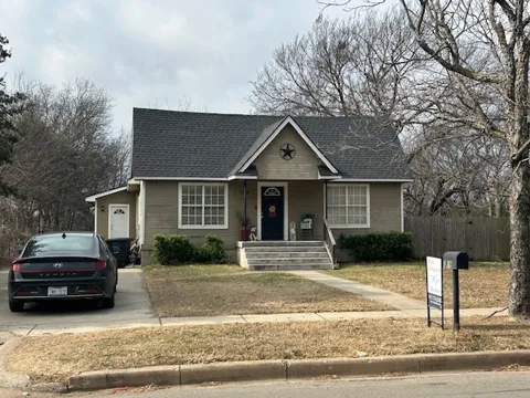 1019 Anglin Street