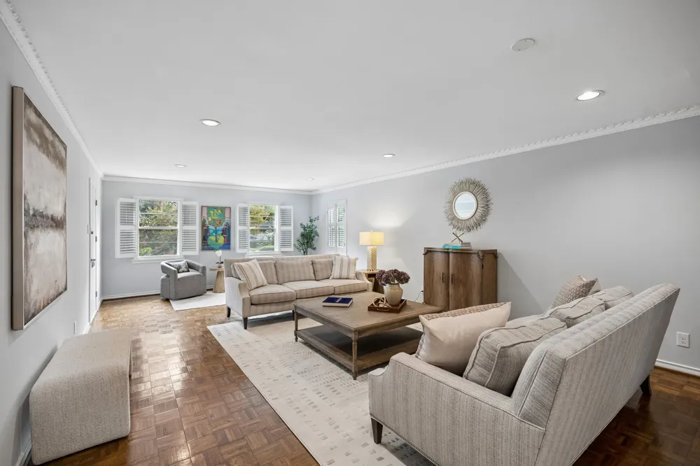6231 Bandera Avenue #A Dallas, TX 75225