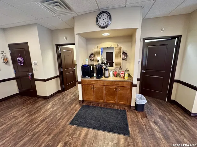 1030 BENSDALE RD #1 Pleasanton, TX 78064