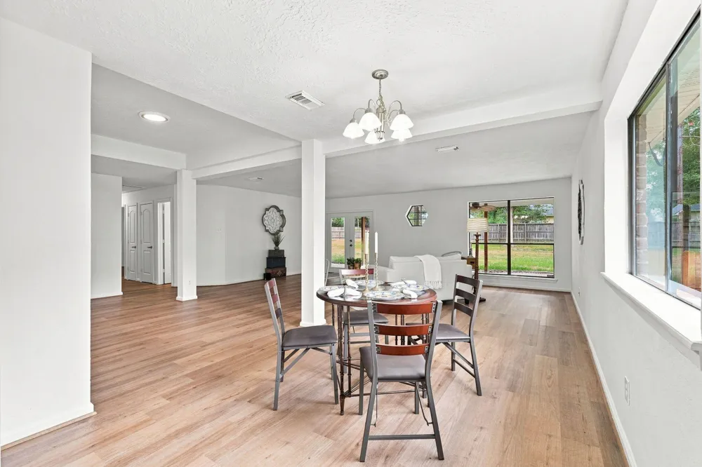 2331 Stableridge Drive Conroe, TX 77384