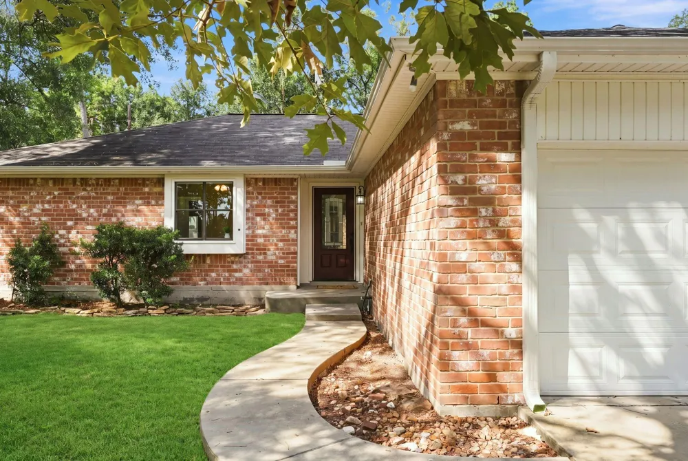 2331 Stableridge Drive Conroe, TX 77384