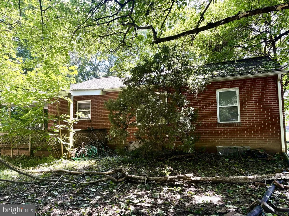 Address Not Shown Willow Street, PA 17584
