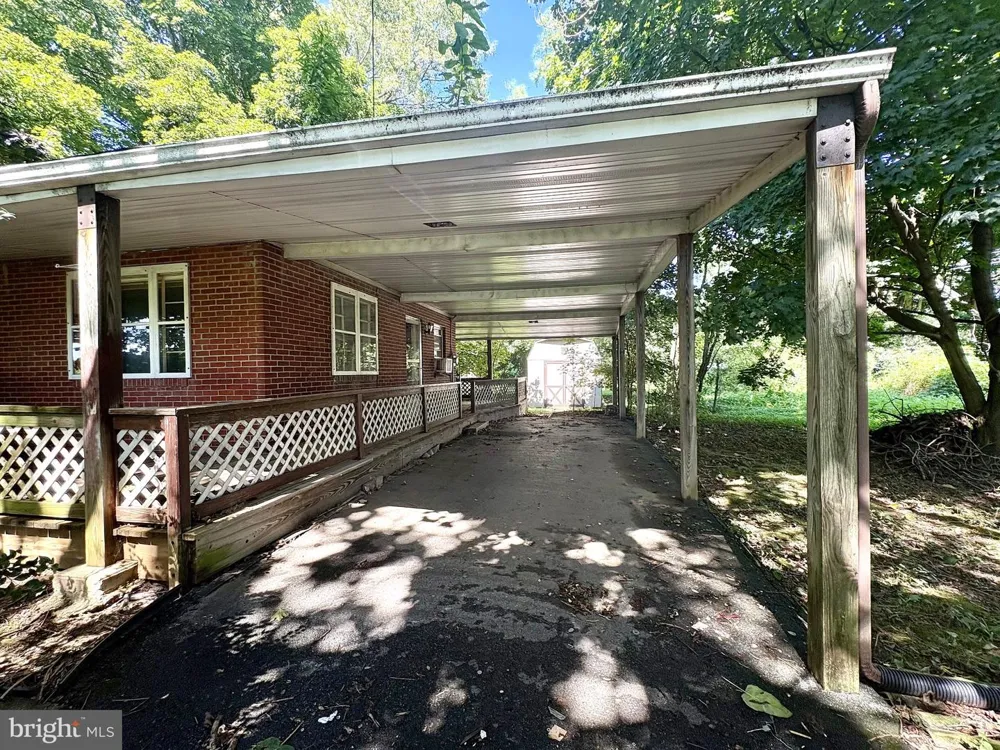 Address Not Shown Willow Street, PA 17584