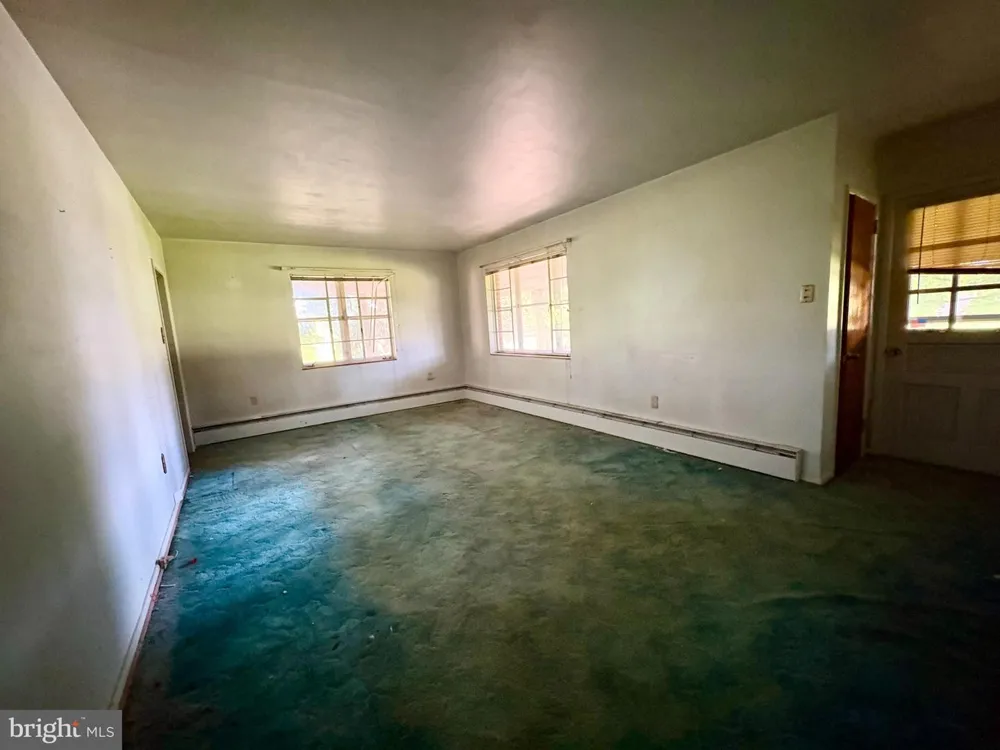 Address Not Shown Willow Street, PA 17584
