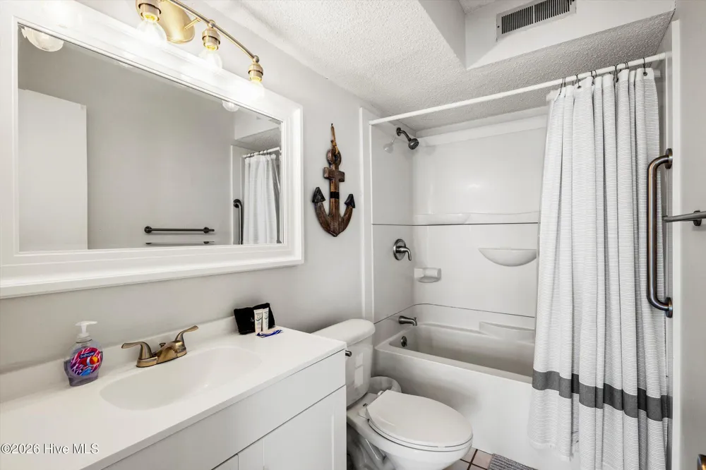 2000 New River Inlet Road North Topsail Beach, NC 28460