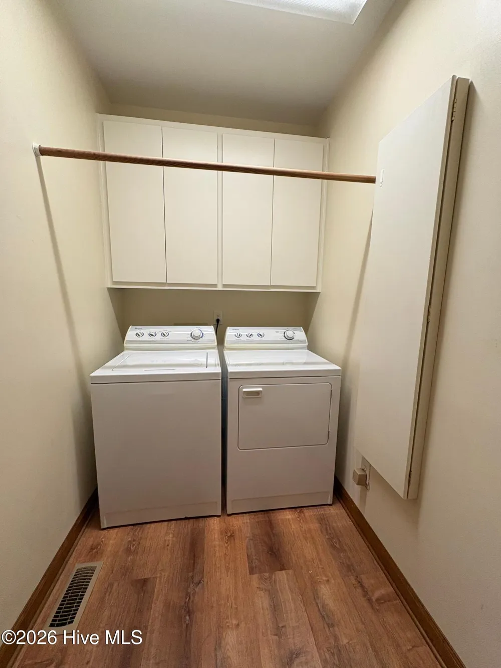 916 Dorset Way Trent Woods, NC 28562