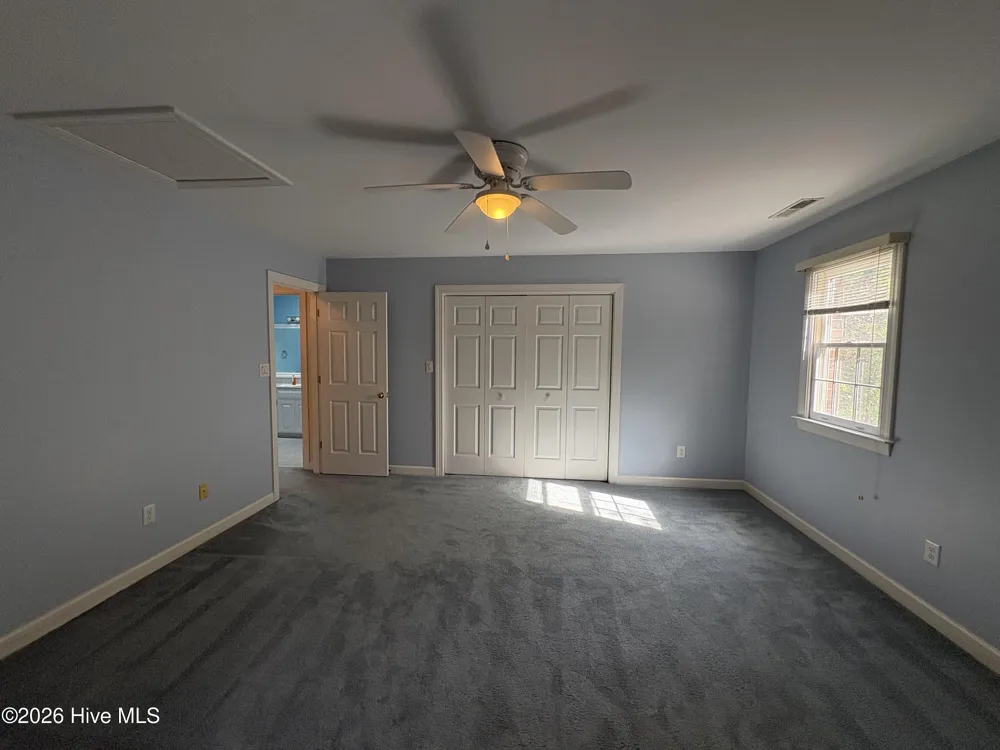 916 Dorset Way Trent Woods, NC 28562