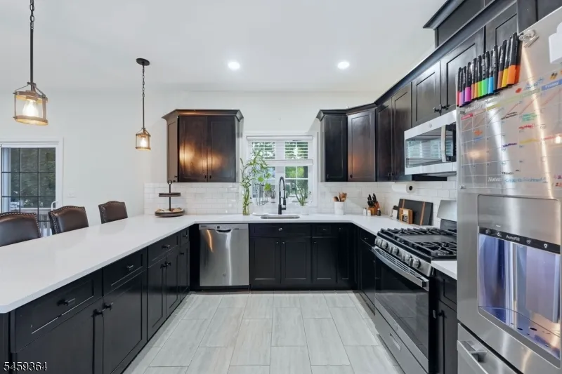 38 Center St Belleville, NJ 07109