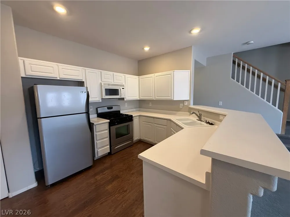 6633 Lookout Lodge Lane #2 North Las Vegas, NV 89084