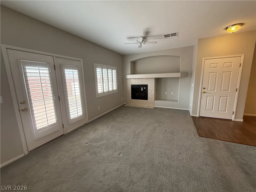 6633 Lookout Lodge Lane #2 North Las Vegas, NV 89084