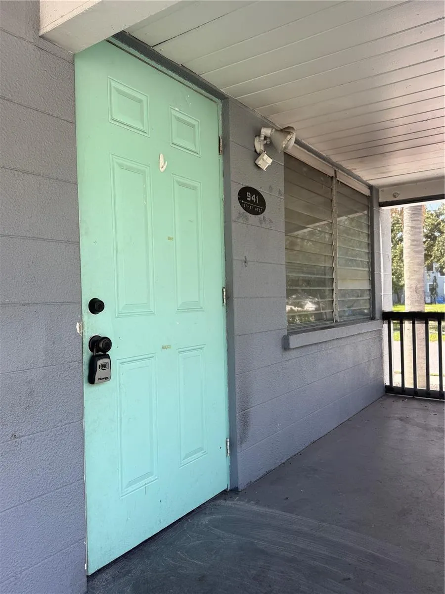 937 15TH STREET W Bradenton, FL 34205