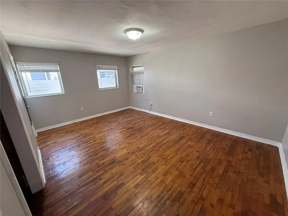 937 15TH STREET W Bradenton, FL 34205