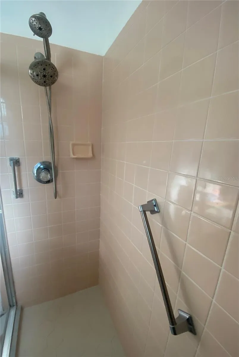 4340 VANTAGE CIRCLE Sebring, FL 33872
