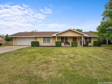 118 CYPRESS FALLS DR