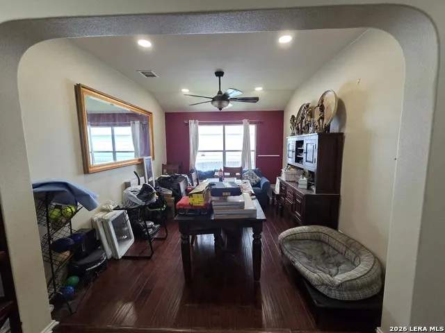 7830 BUR OAK WAY San Antonio, TX 78223