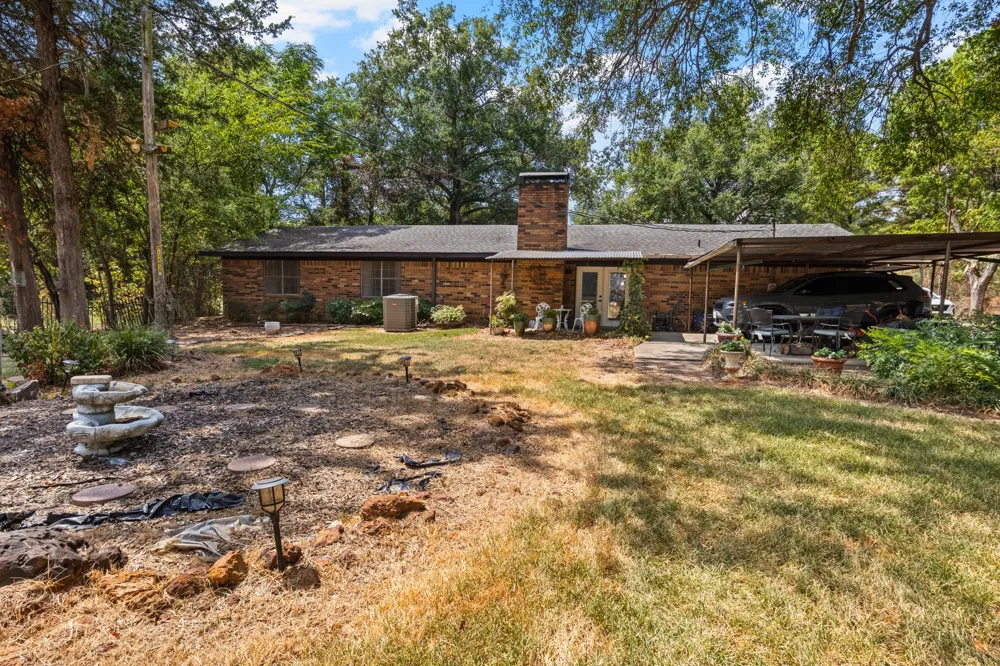 1134 County Road 3350 Cookville, TX 75558