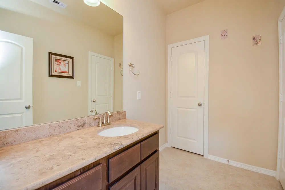 6302 Kennedy Hills Court Sugar Land, TX 77479
