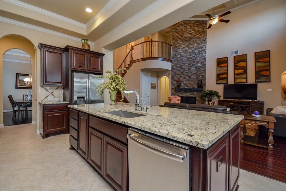 6302 Kennedy Hills Court Sugar Land, TX 77479