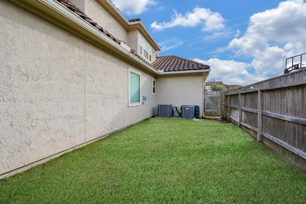 6302 Kennedy Hills Court Sugar Land, TX 77479