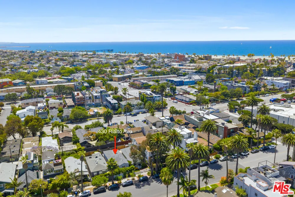430 Rialto Avenue Venice, CA 90291