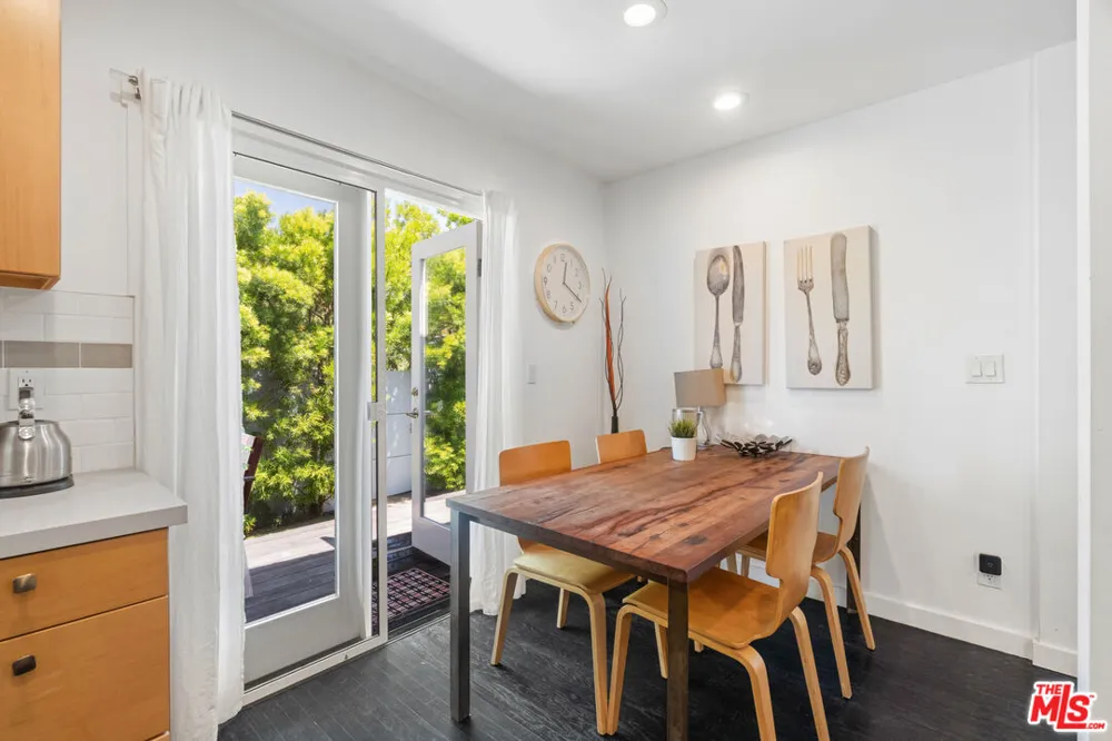 430 Rialto Avenue Venice, CA 90291