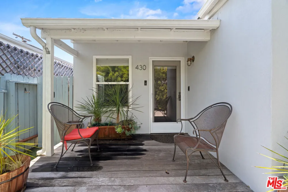 430 Rialto Avenue Venice, CA 90291