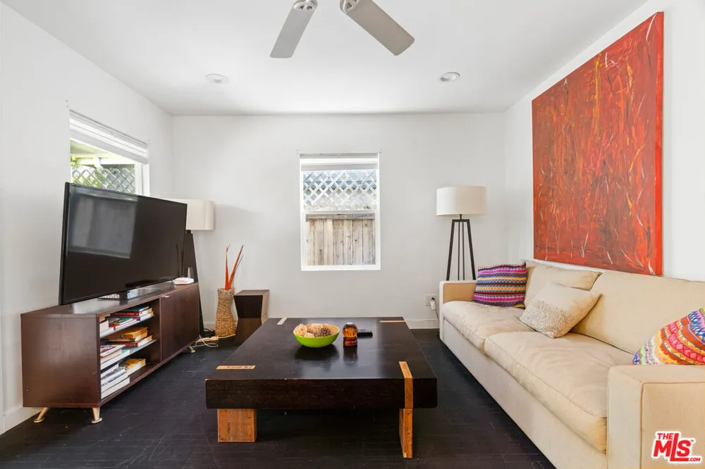 430 Rialto Avenue Venice, CA 90291