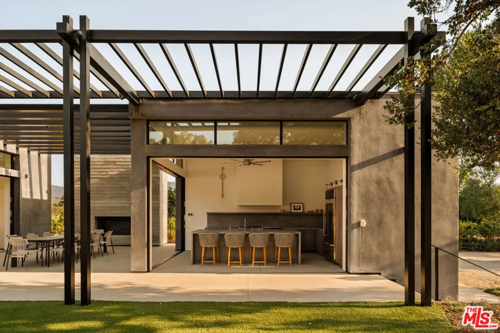 1225 Shippee Lane Ojai, CA 93023