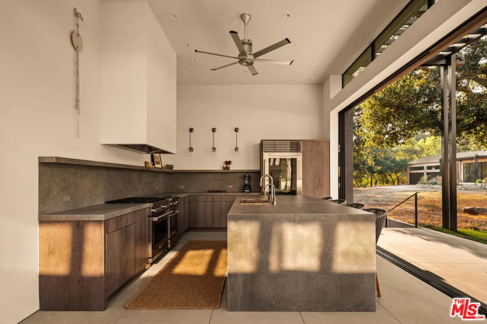 1225 Shippee Lane Ojai, CA 93023