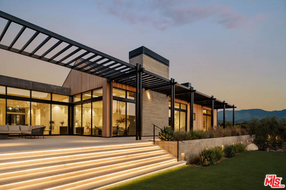 1225 Shippee Lane Ojai, CA 93023