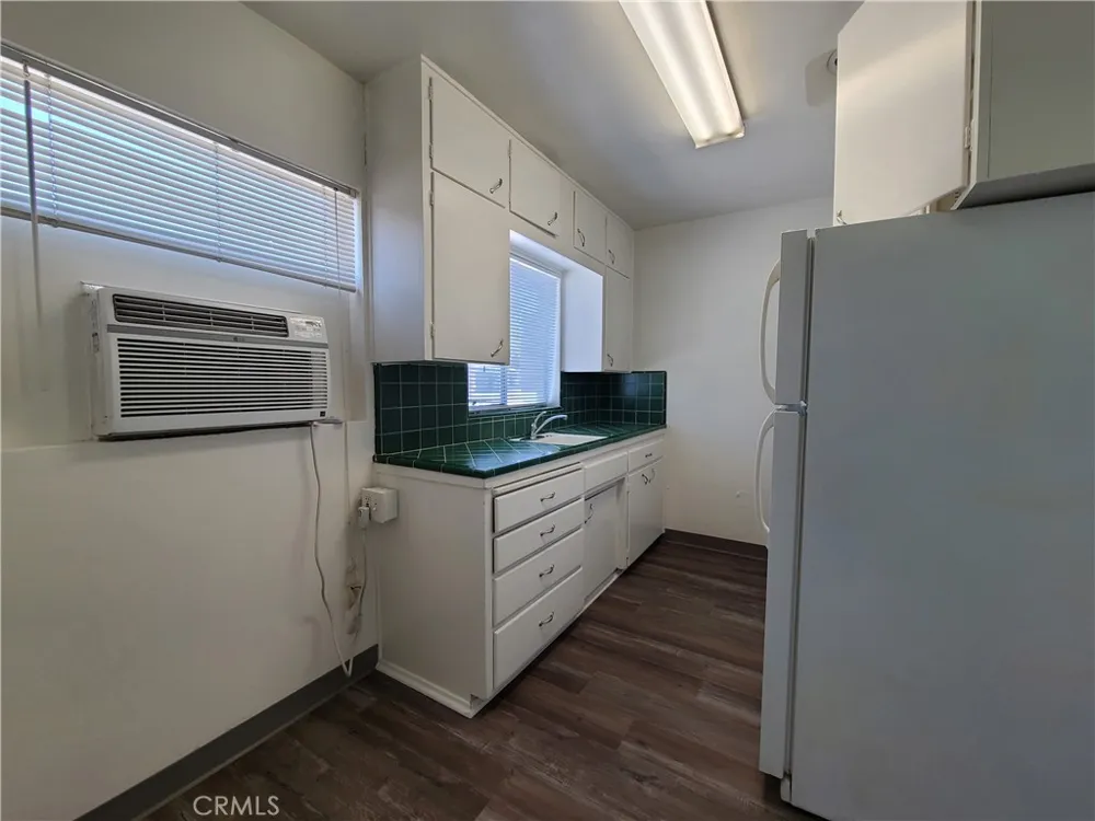 10910 Evans Loma Linda, CA 91354