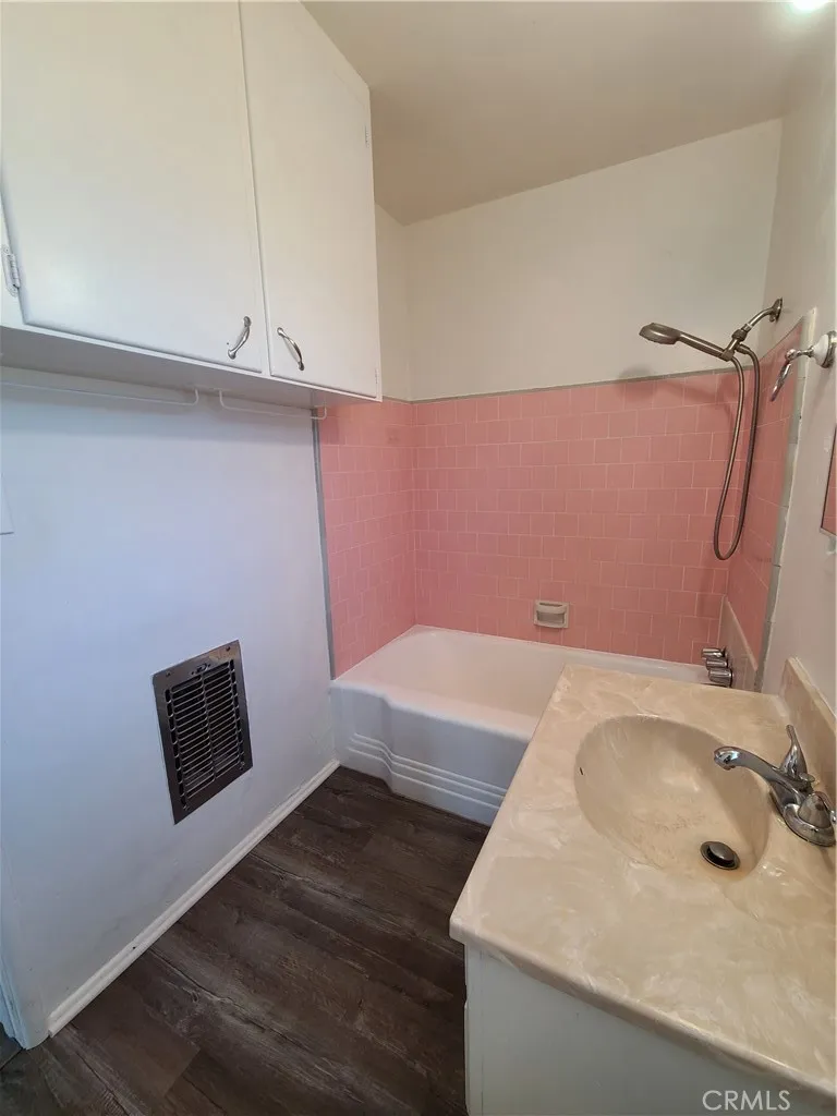10910 Evans Loma Linda, CA 91354