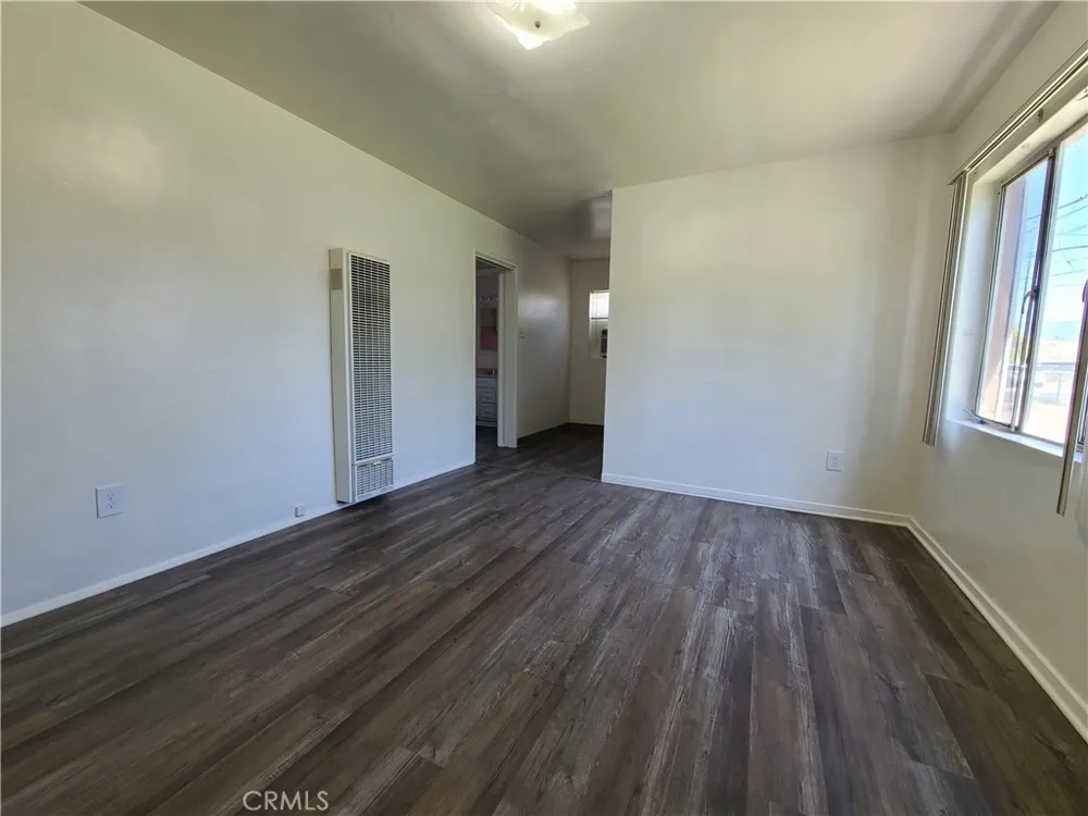 10910 Evans Loma Linda, CA 91354