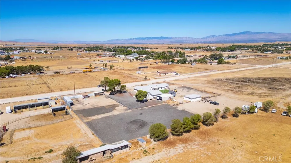 48054 85th St West W Lancaster, CA 93536
