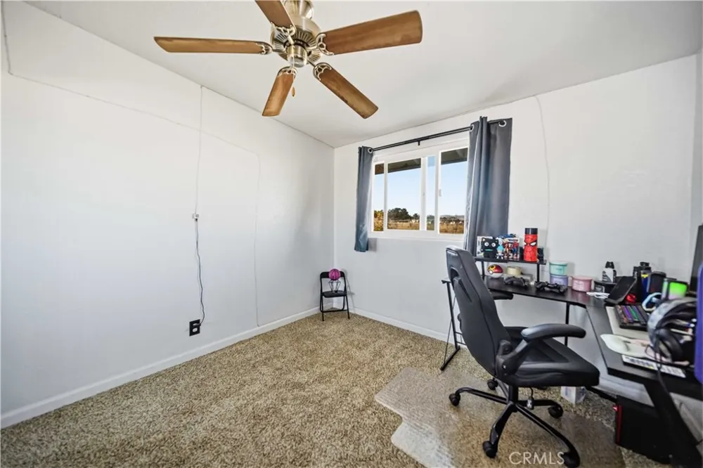 48054 85th St West W Lancaster, CA 93536