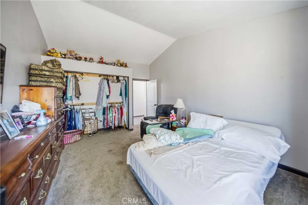 48054 85th St West W Lancaster, CA 93536