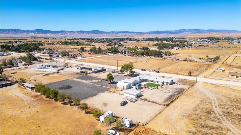 48054 85th St West W Lancaster, CA 93536