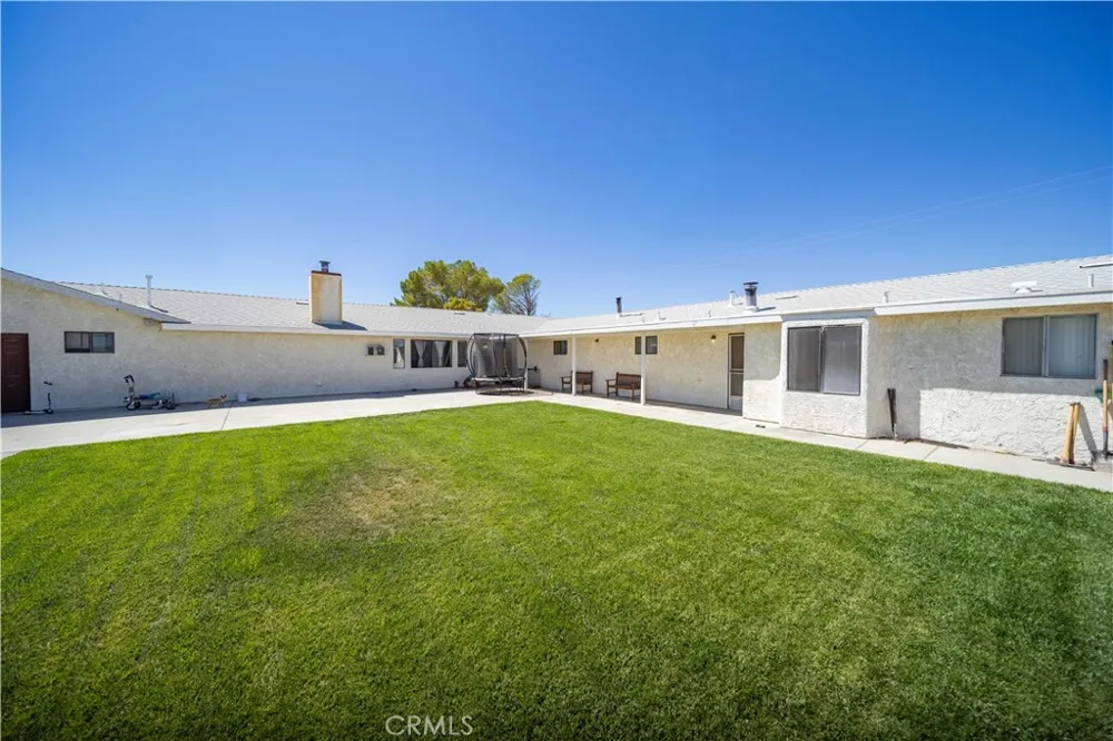 48054 85th St West W Lancaster, CA 93536