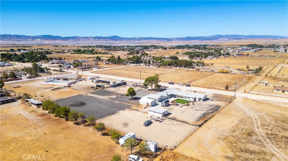 48054 85th St West W Lancaster, CA 93536