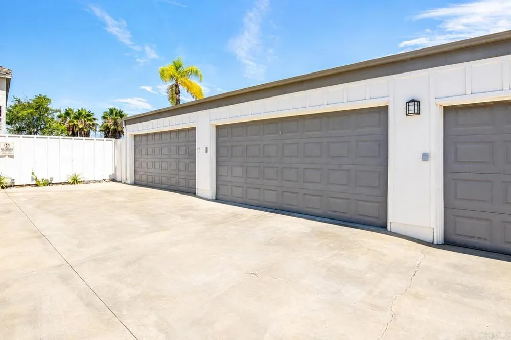 2826 Unicornio Street #A Carlsbad, CA 92009