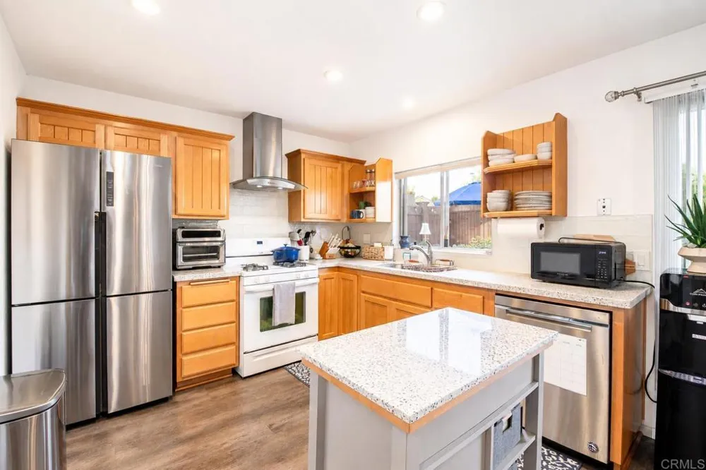 2826 Unicornio Street #A Carlsbad, CA 92009