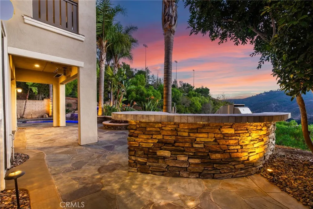 33 Glittering Sky Aliso Viejo, CA 92656