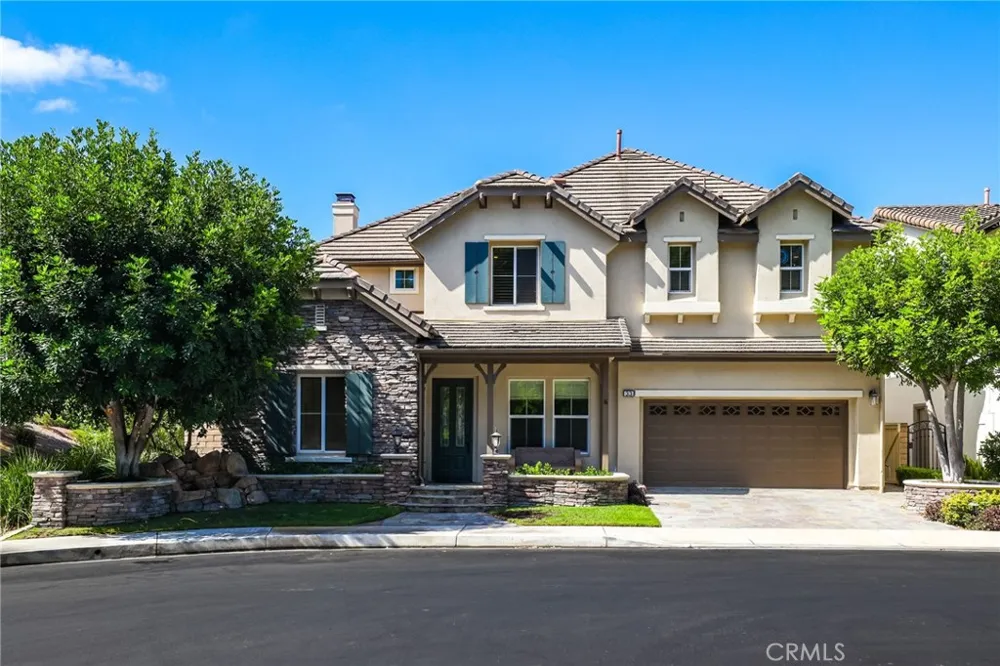 33 Glittering Sky Aliso Viejo, CA 92656
