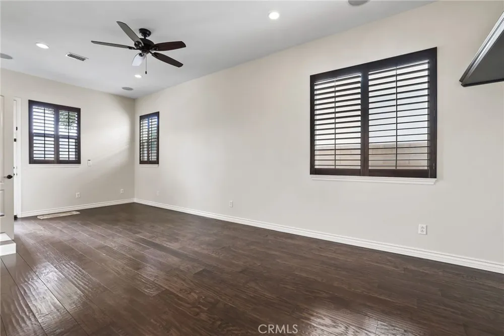 33 Glittering Sky Aliso Viejo, CA 92656