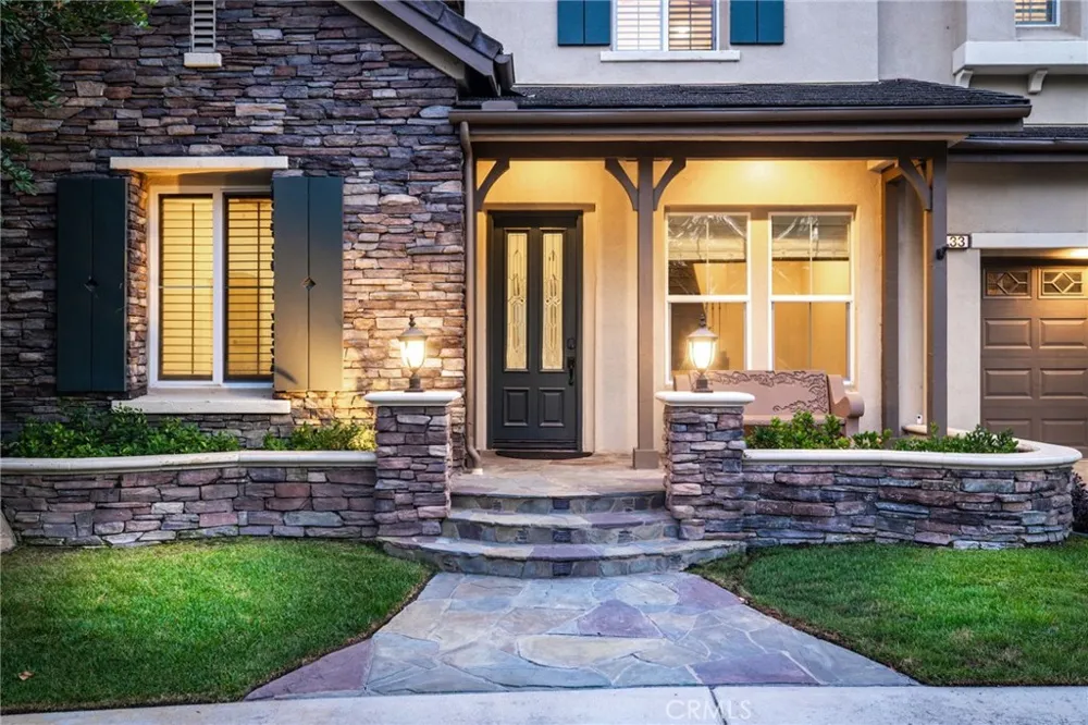33 Glittering Sky Aliso Viejo, CA 92656