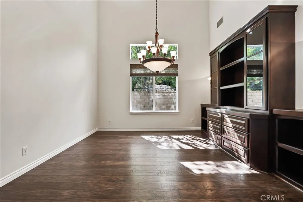 33 Glittering Sky Aliso Viejo, CA 92656