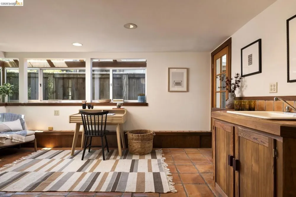 1716 Parker ST Berkeley, CA 94703