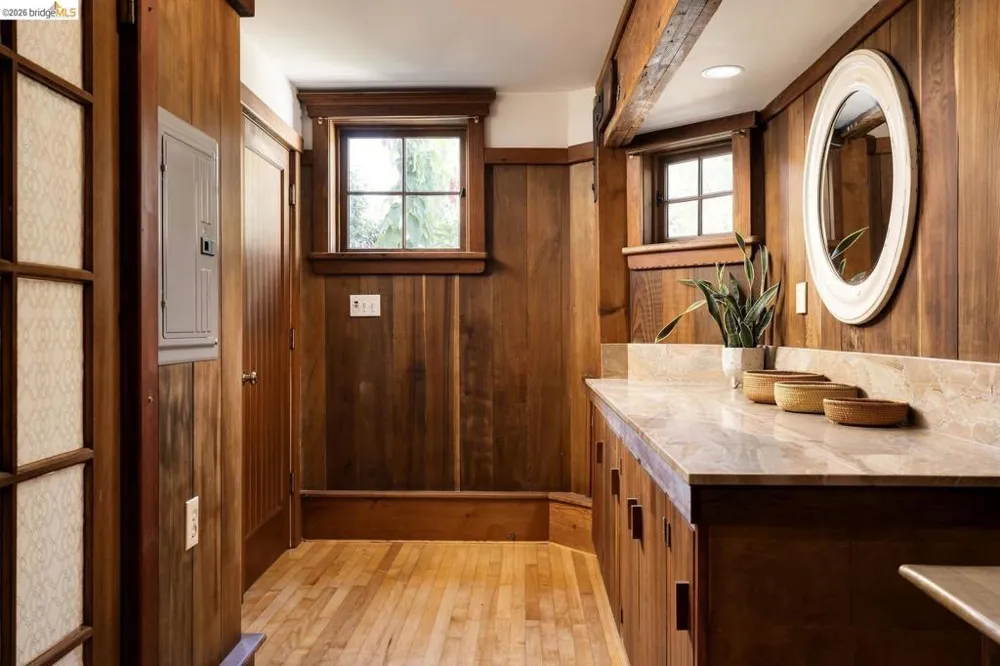 1716 Parker ST Berkeley, CA 94703