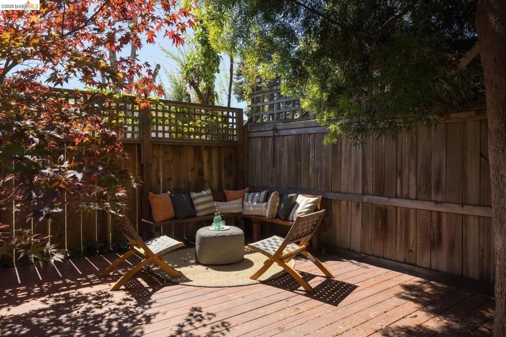 1716 Parker ST Berkeley, CA 94703