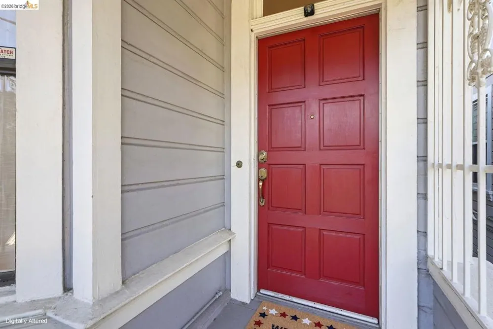 560 45th ST Oakland, CA 94609